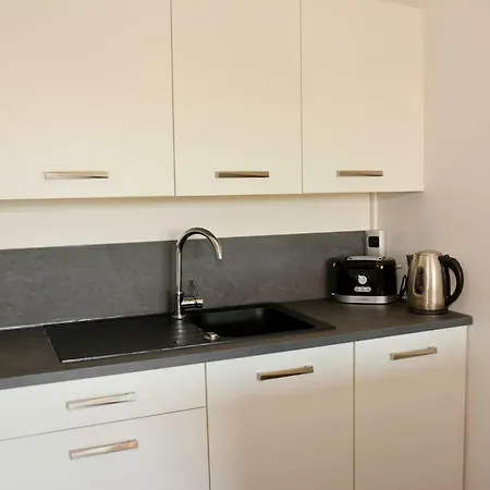 2p La Lanterne Apartamento *